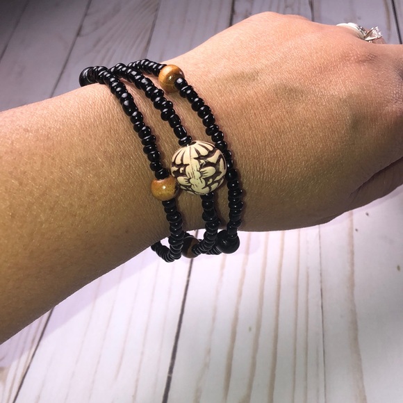 ‼️ Women’s Handmade Memory Wire Bracelet - Picture 1 of 2